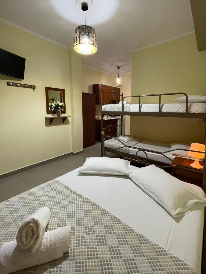 Villa Emmanouela Studios - Family Accommodation Неа-Врасна Экстерьер фото