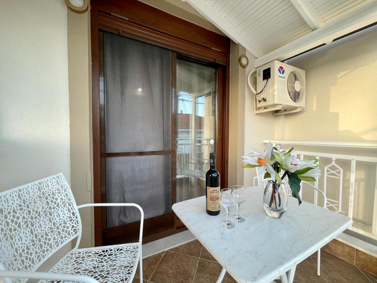 Villa Emmanouela Studios - Family Accommodation Неа-Врасна Экстерьер фото